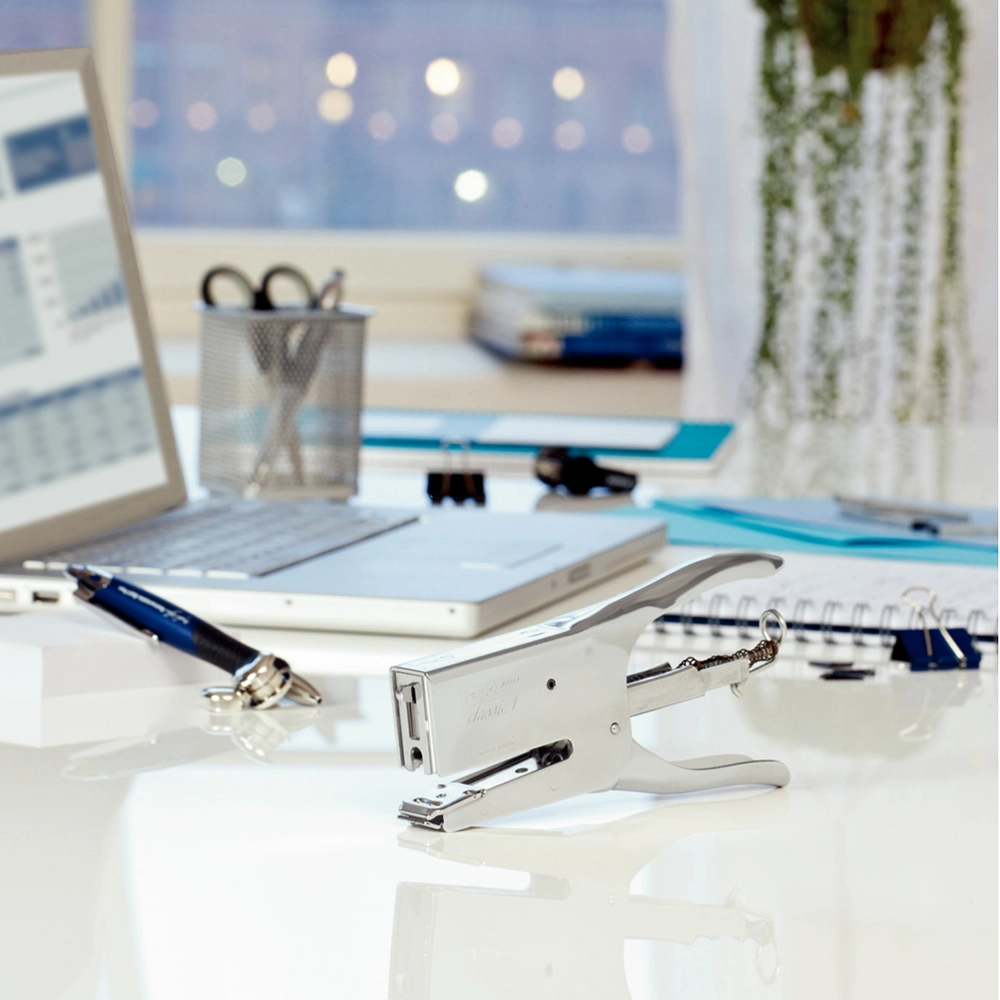 Corchetera Rapid K1 Metálica Tipo Tenaza 26/6-8