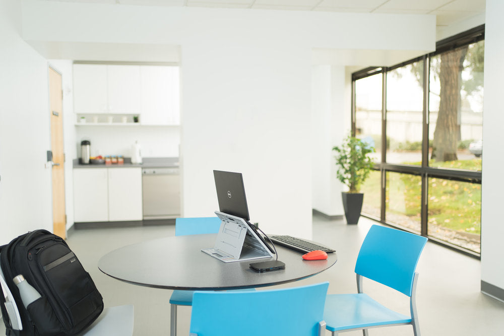 Mochila Kensington Contour 2.0 Laptop Backpack 14"