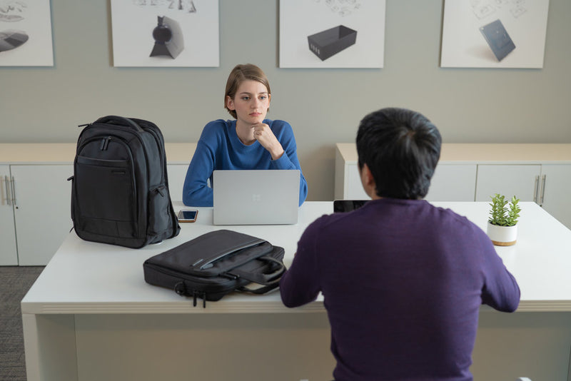 Mochila contour 2.0 Laptop Backpack 14" Kensington